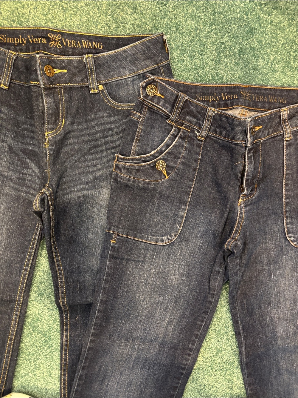 Simply Vera Vera Wang Size 6 Straight Leg Jeans Bundle Dark Wash 28x26 - Picture 2 of 3